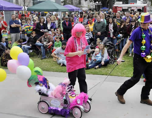 2015 Krewe of Mutts parade theme Marvelous Mutts Picture